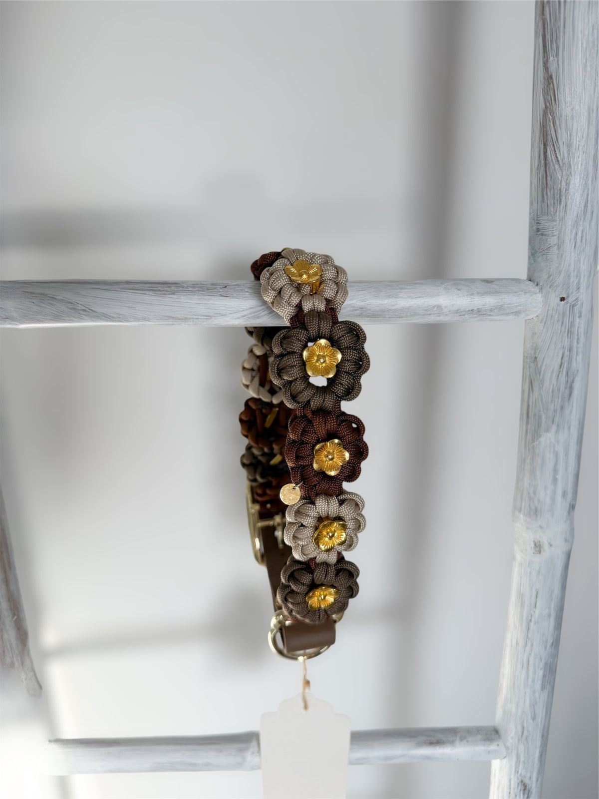 Blumen Knoten (Halsumfang 40-45cm)